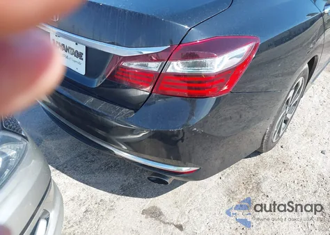 2017 Honda Accord Ex-L from USA, damaged, VIN 1HGCR2F8XHA133674